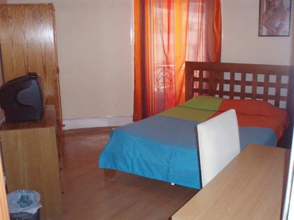 Hostel Alojamento Local Private Accommodation Lizbona