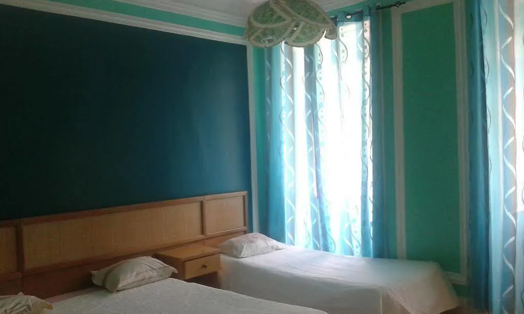 Alojamento Local Private Accommodation Lizbona Hostel